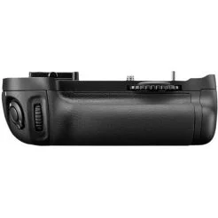 Nikon MB-D14 Battery Grip in Pakistan
