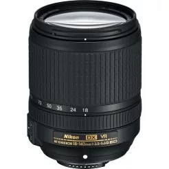 Nikon 18-140mm