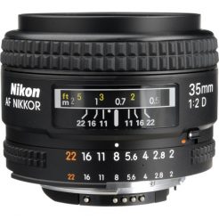 Nikon 35mm F2