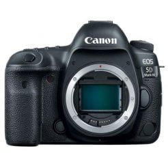 Canon 5D Mark IV in Pakistan